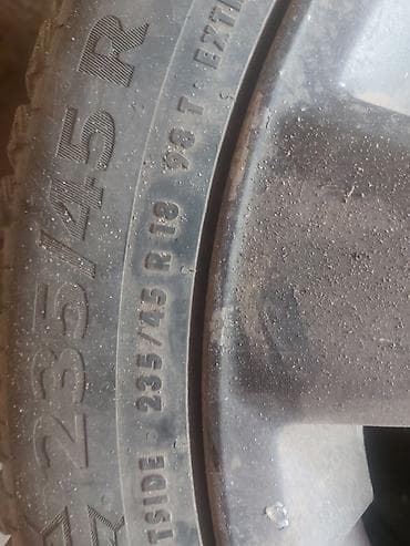Колеса в сборе 235 / 45 / R 18, Зима, Новый, Комплект, Литые, отверстий - 5 — 1