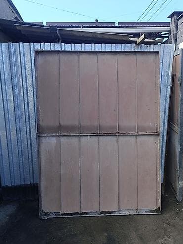 Металлические ворота с колиткам,в комплекте. размеры высота 2м, ширина