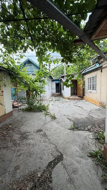 домик вагон: Дом + полдома в районе Церкви, ул. Панфилова. - Площадь участка: 6 — 5