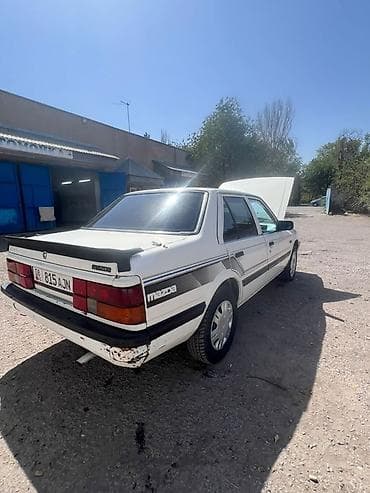 Mazda: Mazda 626: 1985 г., 2 л, Механика, Бензин, Седан — 6