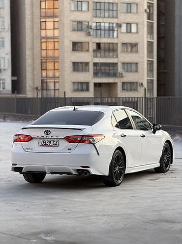 2 gz: Toyota Camry: 2019 г., 2.5 л, Автомат, Бензин, Седан — 4