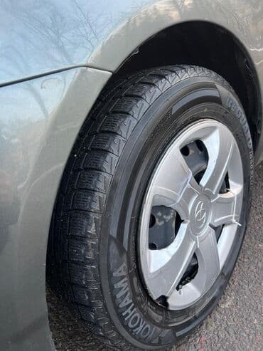 Rover: Toyota Corolla: 2006 г., 1.6 л, Механика, Бензин, Хетчбек — 10