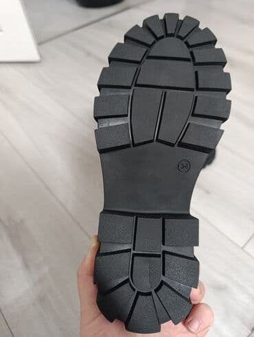 женские зимние сапоги из натуральной кожи и меха: Женские ботинки в стиле байкер/милитари, цвет черный. Турецкий кожа — 4