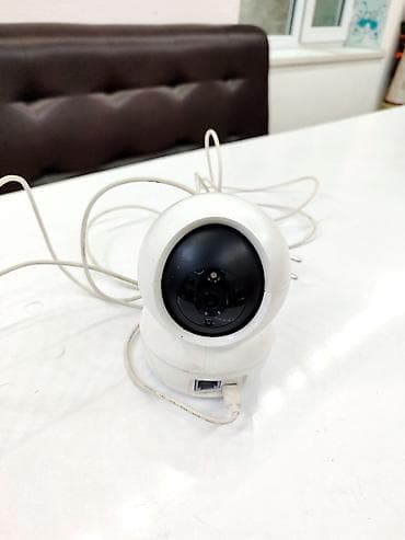 apple watches: IP‑камера EZVIZ (панорамная/поворотно‑наклонная) Описание: - Домашняя — 2