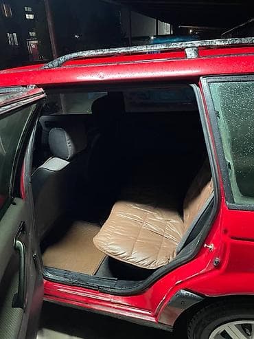 w210 55: Volkswagen Polo: 1990 г., Хэтчбэк — 4