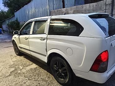byd leopard: Ssangyong Actyon Sports: 2010 г., 2 л, Автомат, Дизель, Пикап — 4