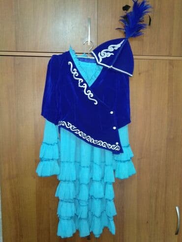 кыргызские национальные платья для девочек: Детское платье, цвет - Голубой, Б/у — 2