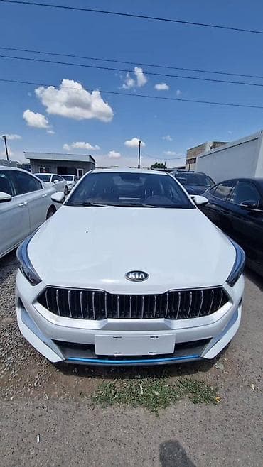 Kia K3: 2019 г., 1.6 л, Автомат, Гибрид, Седан