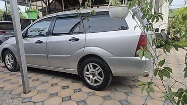 Ford Focus: 2001 г., 1.8 л, Механика, Бензин, Универсал