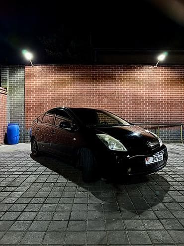 tesla model: Toyota Prius: 2004 г., 1.5 л, Вариатор, Гибрид, Хэтчбэк — 6