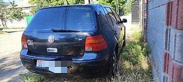 Продажа авто: Volkswagen Golf: 2002 г., 2 л, Механика, Бензин, Хэтчбэк — 4