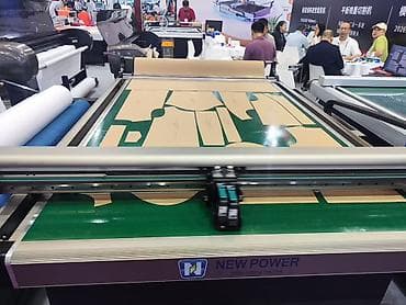 Промышленный плоттер-раскройщик NEW POWER (Inkjet cutting machine)