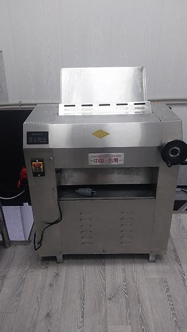 Промышленный аппарат для резки лапши/тестораскаточная и лапшерезка