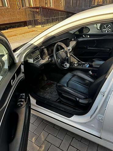 ki 5: Kia K5: 2020 г., Лифтбек — 6