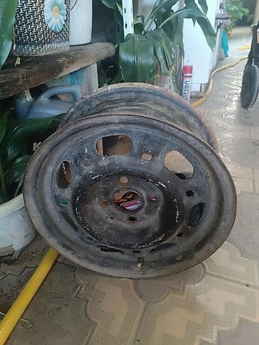 Железные Диски R 14 1 шт, отверстий - 4, Б/у at lalafo.kg Железные Диски R 14 1 шт, отверстий - 4, Б/у