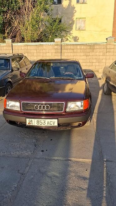 Audi 100: 1991 г., Седан