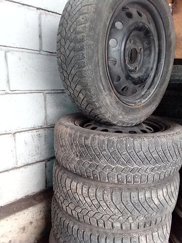 шины 195 70 15 с: Колеса в сборе 185 / 65 / R 15, Зимняя шипованная, Б/у, Комплект, Легковые, Железные, отверстий - 4 — 4