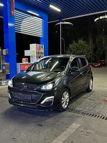 бу автобоксы: Chevrolet Spark: 2018 г., 1 л, Автомат, Бензин, Хэтчбэк — 2