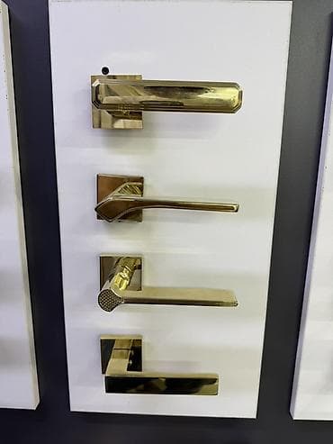 Дверные ручки: Дверная ручка, Для межкомнатных дверей, Металлические, Без установки — 1