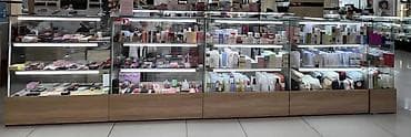 Витрины: Срочно Продаю Торговая Витрина Длина 4 метра Высота 1,20 — 2
