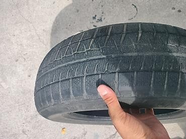 бир: Шиналар 185 / 60 / R 15, Кыш, 1 даана, Жеңил унаалар, Bridgestone — 1
