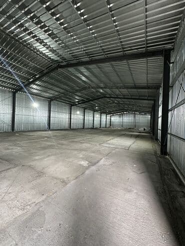 особняк на долгий срок: Пишите на вотсапп Сдается помещение 972м2 размер помещения — 3