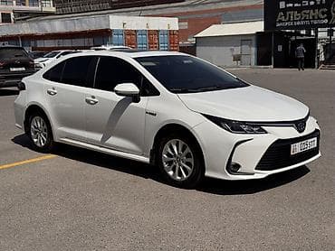 на corolla: Toyota Corolla: 2020 г., 1.8 л, Гибрид, Седан — 5