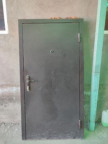 Металлические сейфовые двери