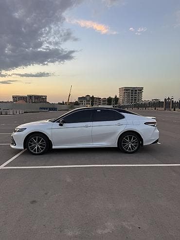 Унаа: Toyota Camry: 2021 г., 2.5 л, Автомат, Бензин, Седан — 8