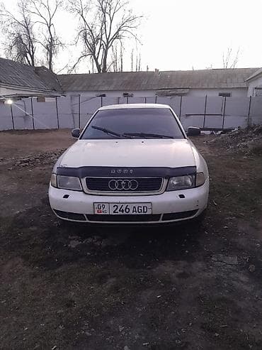 Audi A4: 1998 г., 1.8 л, Механика, Седан