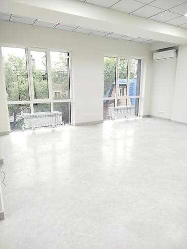 готовый баня: Аренда офисов, 80 м², В жилом комплексе — 3