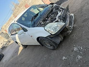 скупка битых авто: Honda Stream: 2001 г., 2 л, Автомат, Бензин, Минивэн — 7