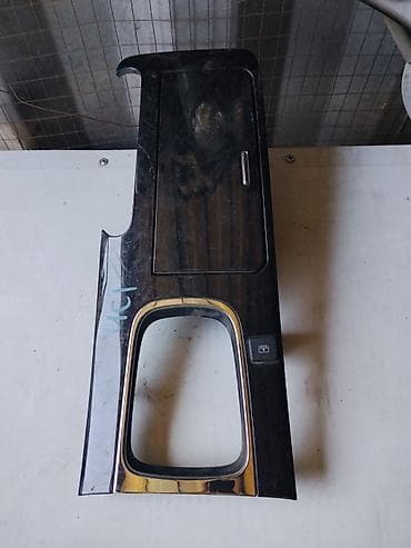 консольные насосы: Центральная консоль Honda — 3
