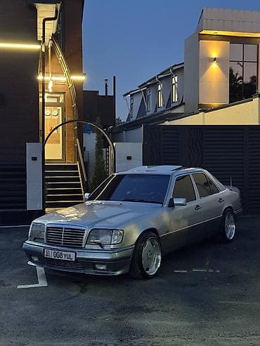 class: Mercedes-Benz W124: 1994 г., 3.2 л, Автомат, Бензин, Седан — 1