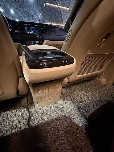 camry 75: Kia Carnival: 2019 г., 2.2 л, Автомат, Дизель, Минивэн — 8