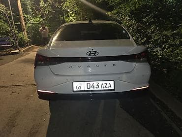 Продажа авто: Hyundai Avante: 2021 г., 1.6 л, Вариатор, Бензин, Седан — 3