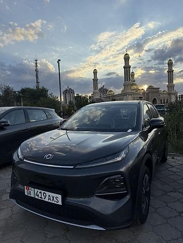 geely galaxy e5: Changan Qiyuan Q05: 2026 г., Автомат, Электромобиль — 2
