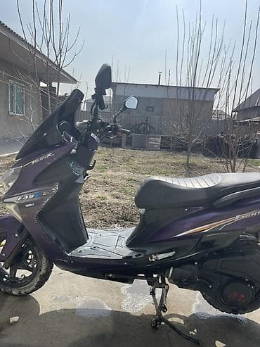 Транспорт: Скутер/максискутер есть чуть-чуть царапины остальные всё идеал — 5