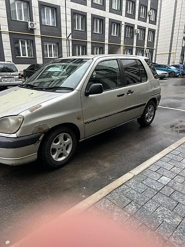 Продажа авто: Toyota Raum: 2000 г., 1.5 л, Автомат, Бензин, Хэтчбэк — 8