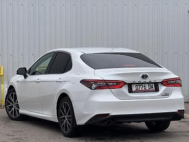 corolla s: Toyota Camry: 2021 г., 2.5 л, Автомат, Гибрид, Седан — 5
