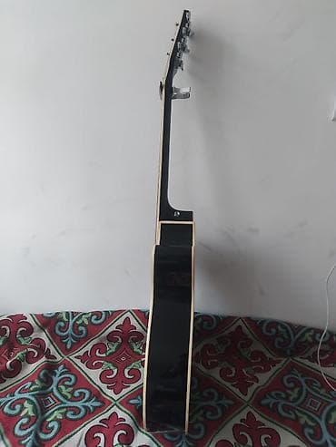 Книги и журналы: Акустическая гитара Auditorium (фа-кат) с вырезом, черный глянец - — 4