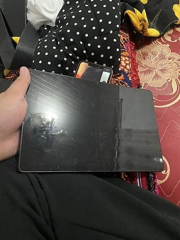 Планшет, Samsung, память 128 ГБ, 19" - 20", 5G, Б/у, Классический цвет - Черный