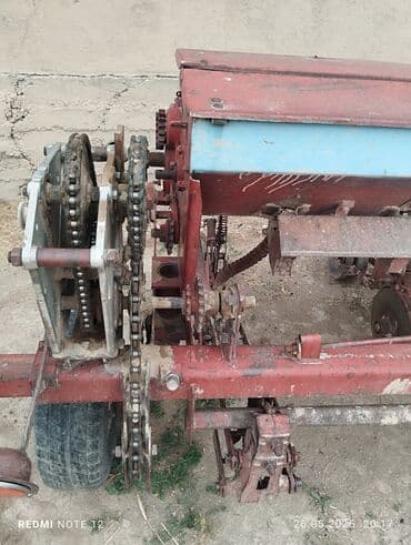 трактор мтз 82 в кредит: Зерновая сеялка навесная/прицепная Описание:сеялка - Механическая — 2