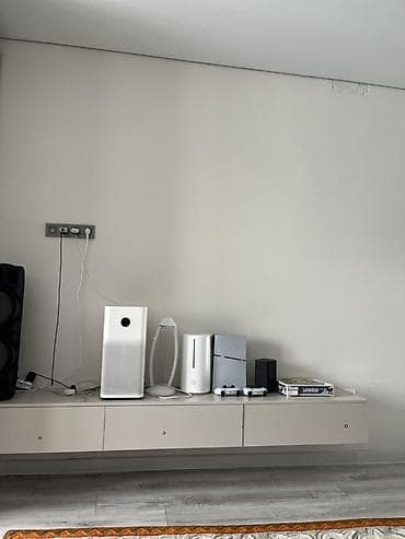 продаю 2 ком кв аламедин 1: Продается 1-комнатная квартира, 52 кв.м. ЖК «Аалам Сити», район — 3