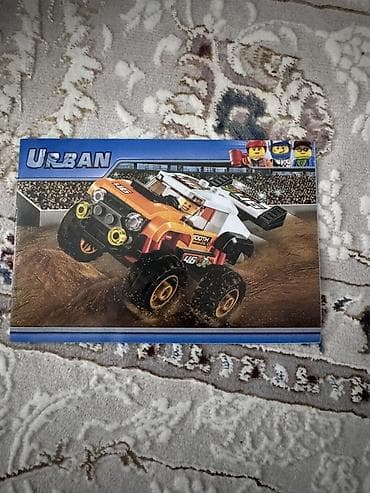 red bull: Конструкторы из серии аналогов LEGO: 1) Batleader — набор с — 3