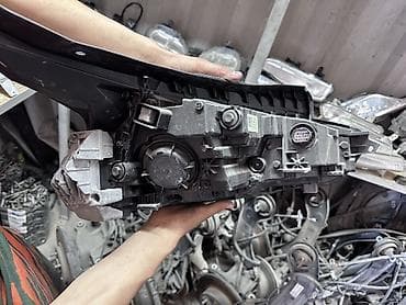 Системы освещения: Передняя левая фара Kia 2020 г., Б/у, Оригинал — 2