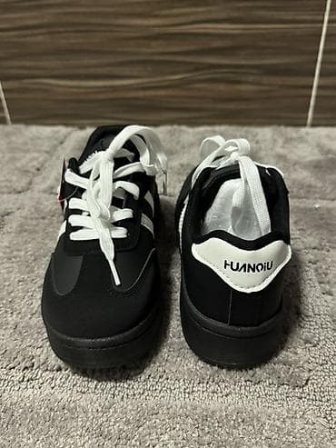 кроссовки на колесах heelys: Кроссовки, 35, Новый, цвет - Черный, Самовывоз, Платная доставка — 4
