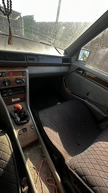 Унаа: Mercedes-Benz E-Class: 1991 г., Кол менен иштөөчү, Дизель, Универсал — 5