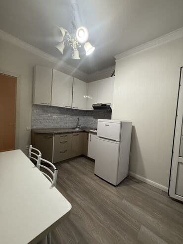 продаю офис 107 м² с ремонтом с мебелью административное здание 1 этаж: 2 комнаты, 61 м², Элитка, 7 этаж, Евроремонт — 9