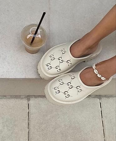 новая обувь: Сабо, 36, Gucci, Новый, цвет - Белый, Самовывоз, Бесплатная доставка, Платная доставка — 1